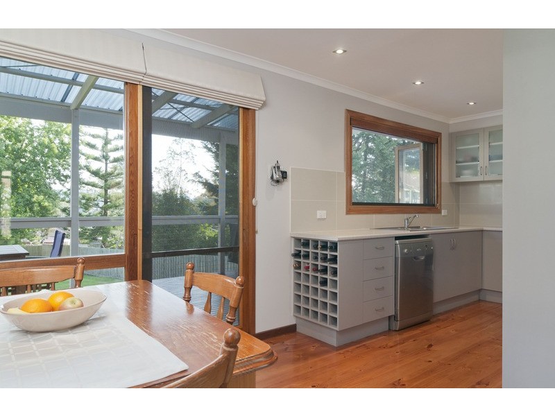 8 Morris Court, Wandin North VIC 3139