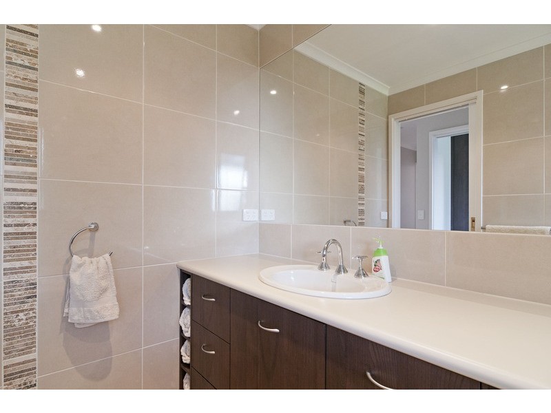 8 Morris Court, Wandin North VIC 3139