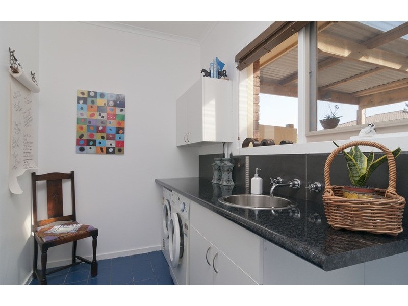 94 Landscape  Drive, Mooroolbark VIC 3138