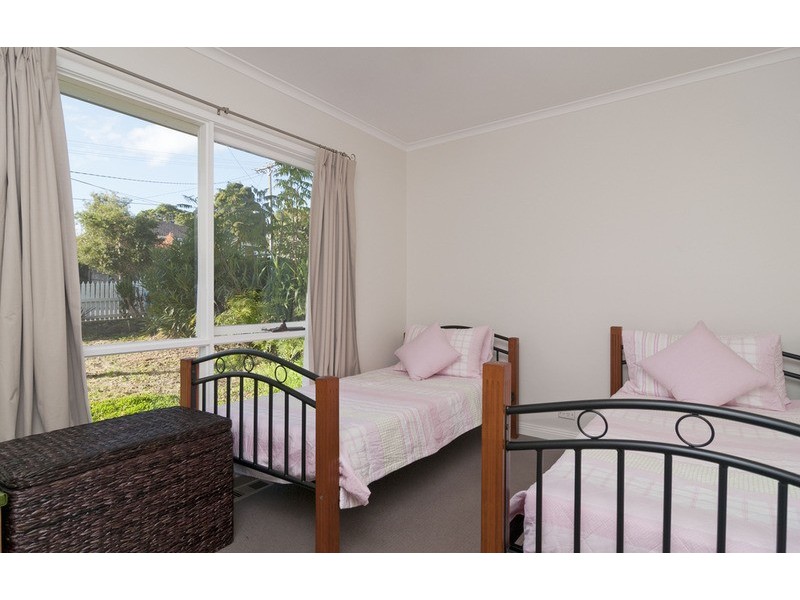 15 Kalimna Street, Mooroolbark VIC 3138