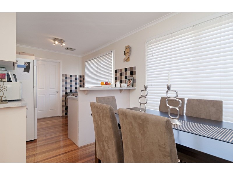 15 Kalimna Street, Mooroolbark VIC 3138