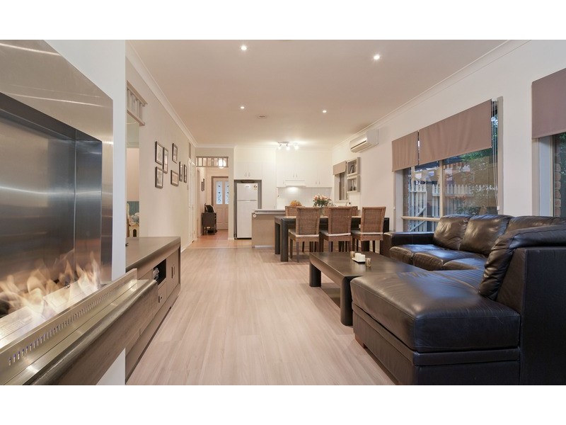 3 Rosewood  Place, Chirnside Park VIC 3116