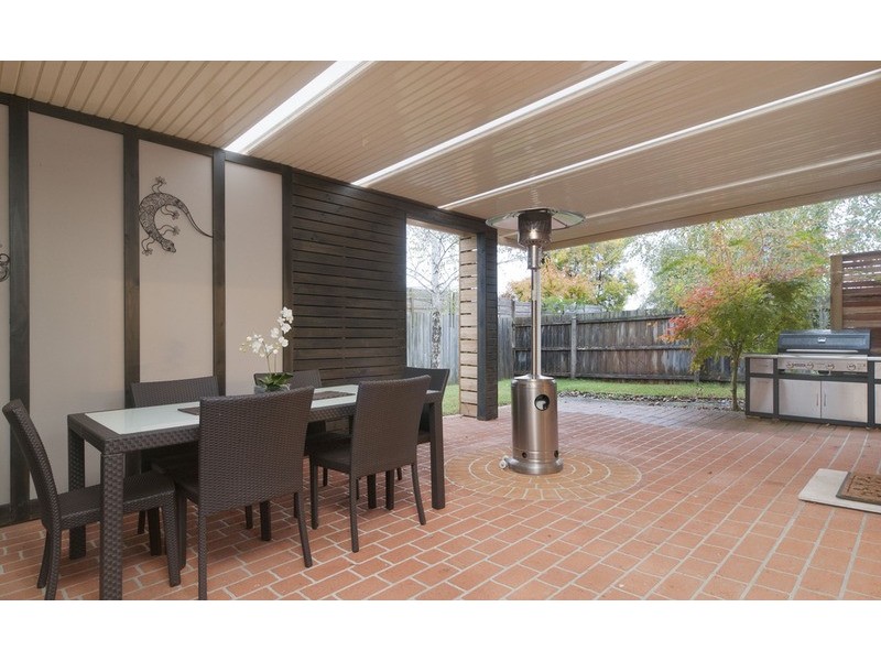 3 Rosewood  Place, Chirnside Park VIC 3116