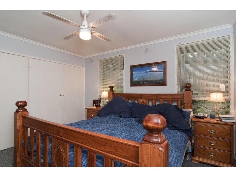 92 Lomond Avenue, Kilsyth VIC 3137