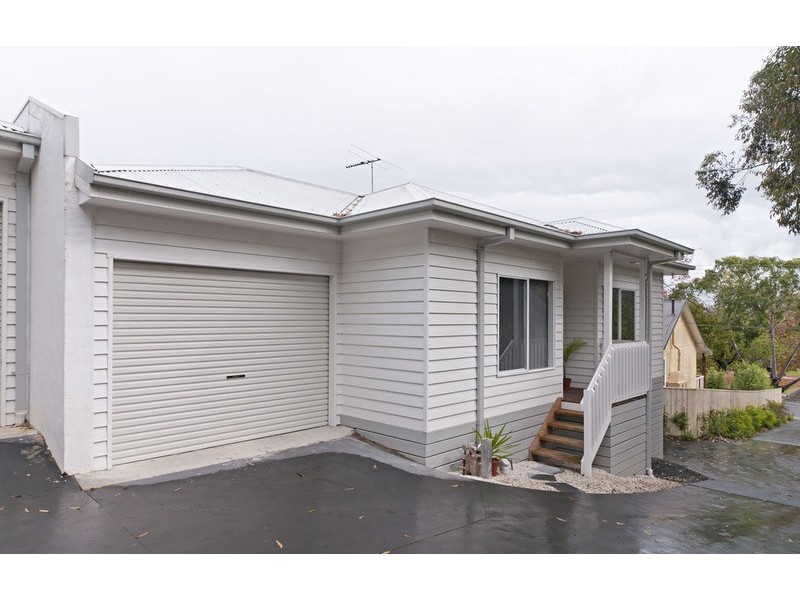 2/114 Anderson Street, Lilydale VIC 3140