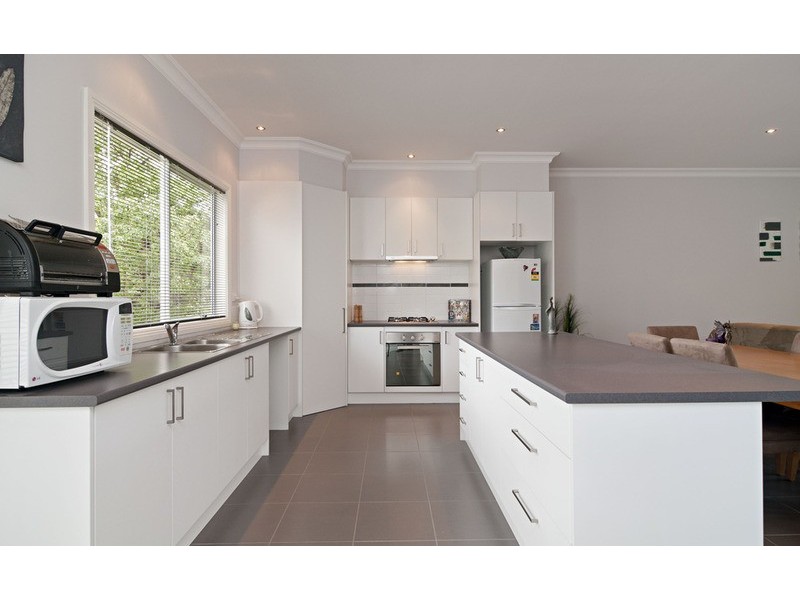 2/114 Anderson Street, Lilydale VIC 3140