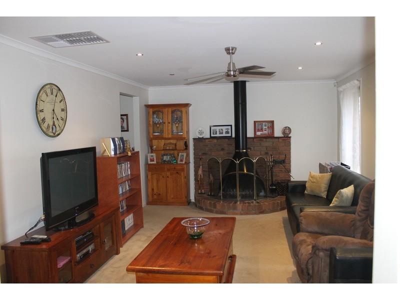 27 Bailey Road, Mount Evelyn VIC 3796