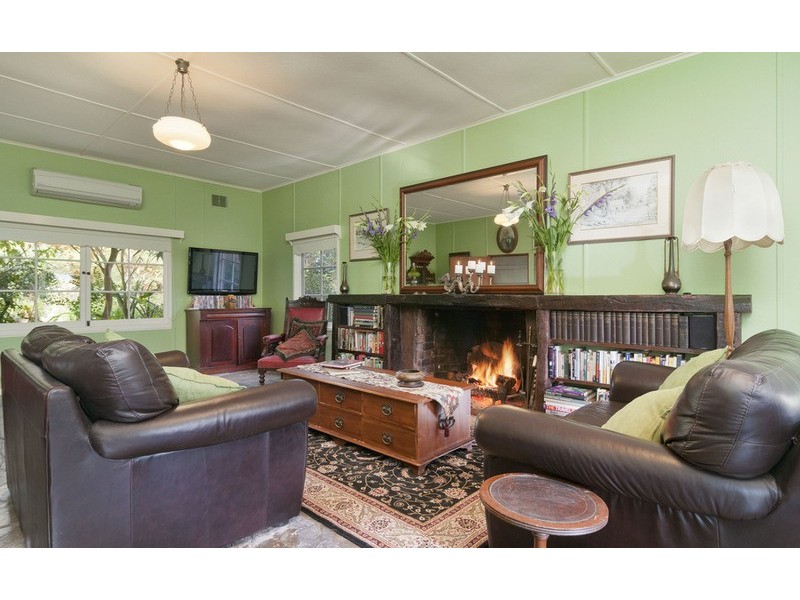 86 Pembroke Road, Mooroolbark VIC 3138