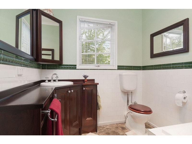 86 Pembroke Road, Mooroolbark VIC 3138