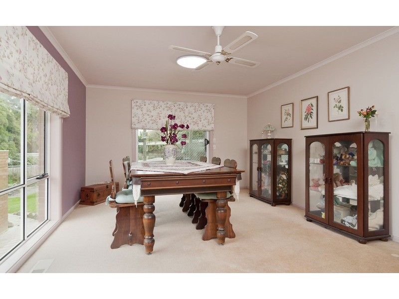 12 Sunhill Avenue, Ringwood VIC 3134