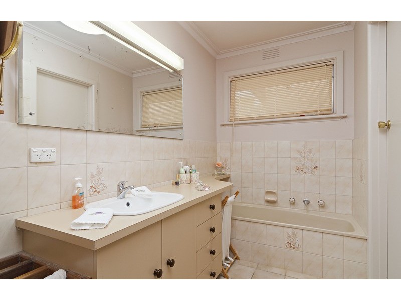 12 Sunhill Avenue, Ringwood VIC 3134