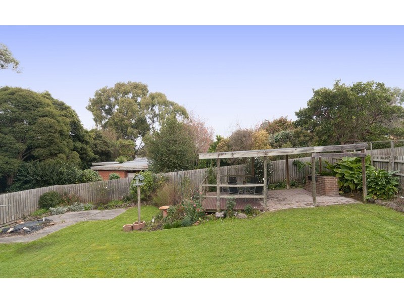 12 Sunhill Avenue, Ringwood VIC 3134