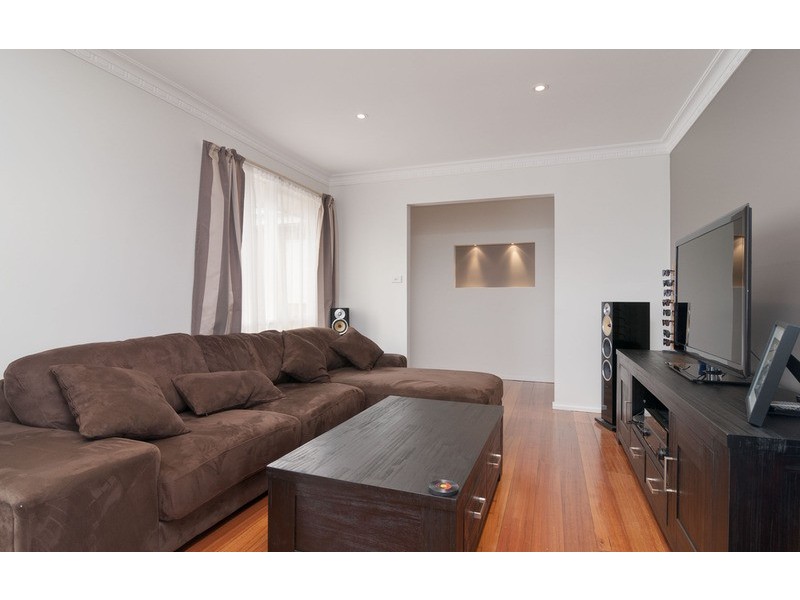 1/27 Bellara  Drive, Mooroolbark VIC 3138