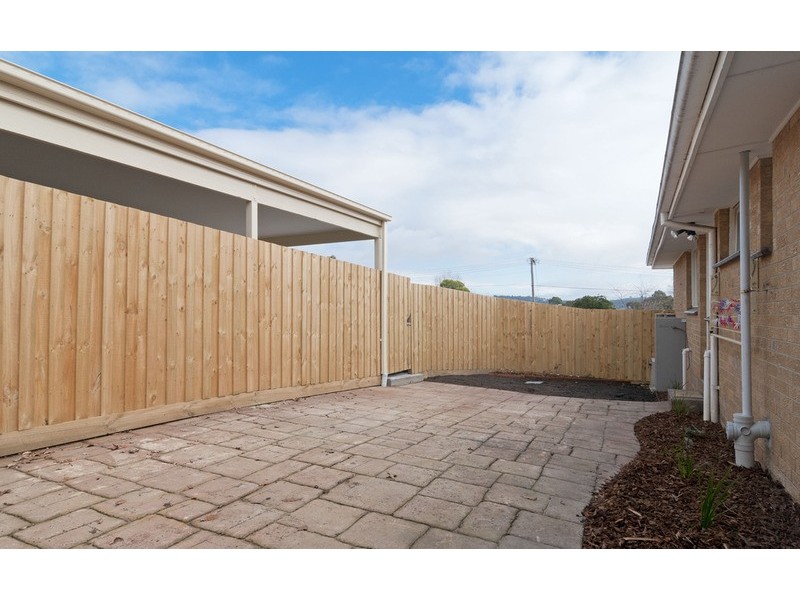 1/27 Bellara  Drive, Mooroolbark VIC 3138