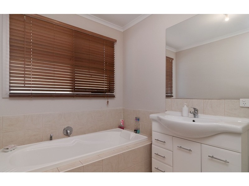 12 Sirocco Court, Wandin North VIC 3139