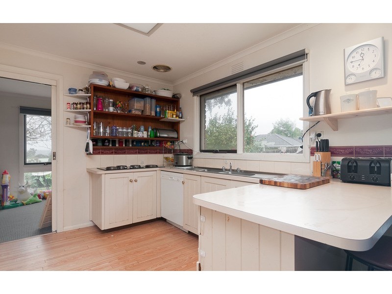 16 Shadowplay Road, Mooroolbark VIC 3138