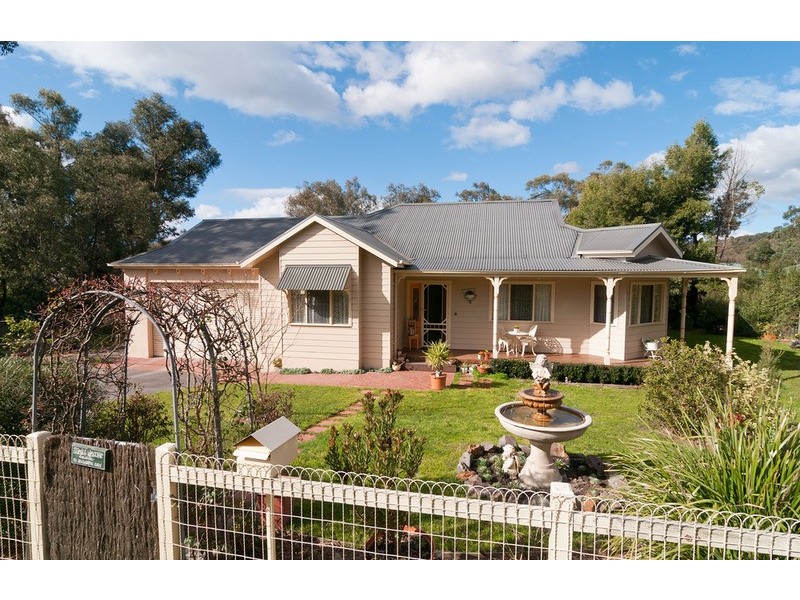 18 Henry  Street, Woori Yallock VIC 3139