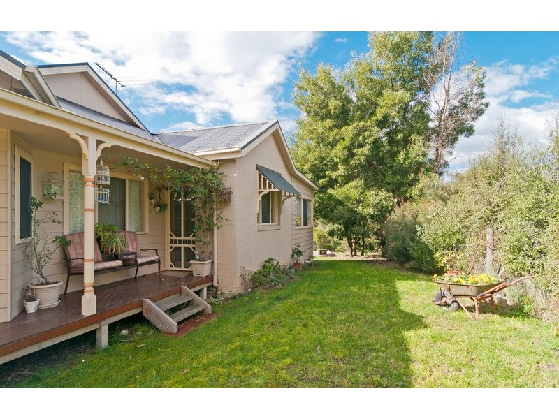 18 Henry  Street, Woori Yallock VIC 3139