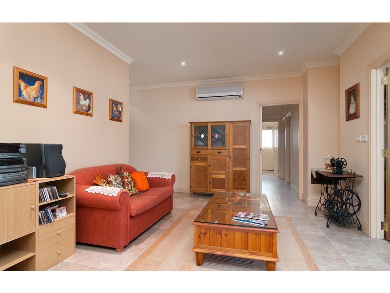 18 Henry  Street, Woori Yallock VIC 3139