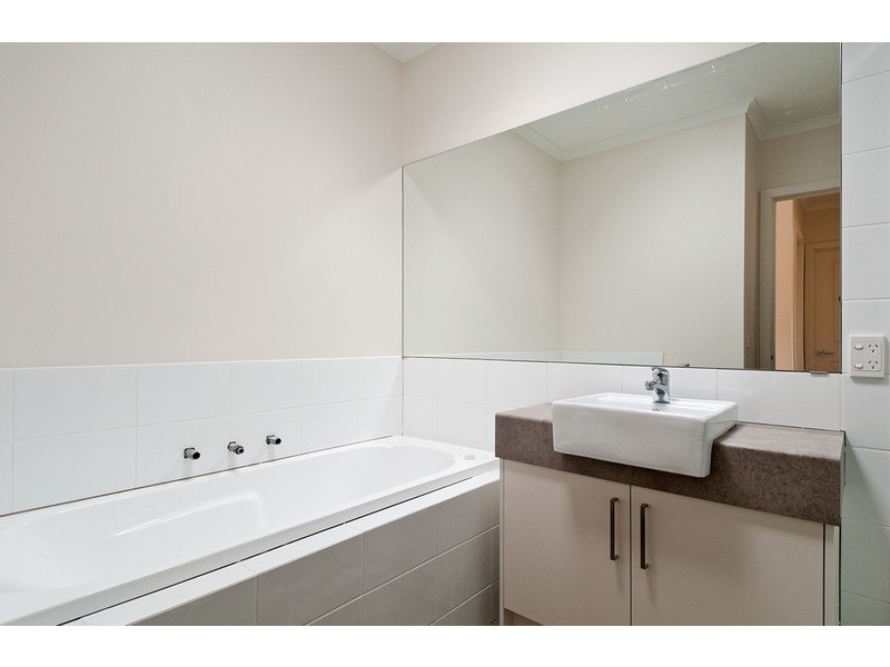 1b Bulga Street, Mooroolbark VIC 3138