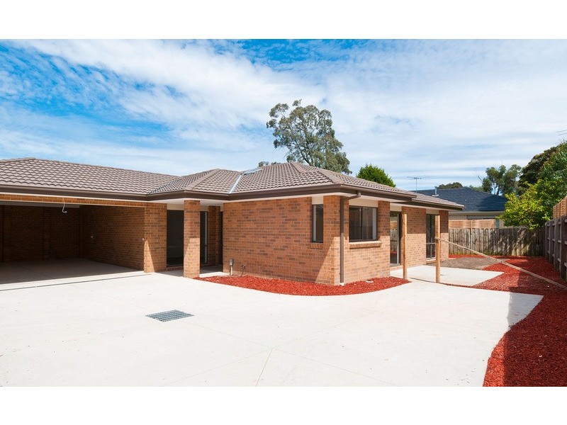 1b Bulga Street, Mooroolbark VIC 3138