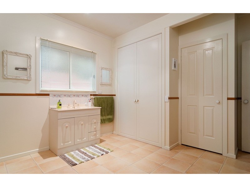 40 Peters  Road, Seville VIC 3139