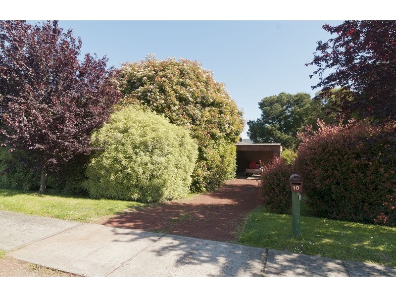 10 Henry Street, Healesville VIC 3777