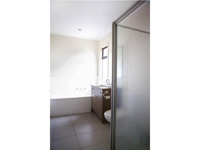 1/417 Dorset Road, Croydon VIC 3136