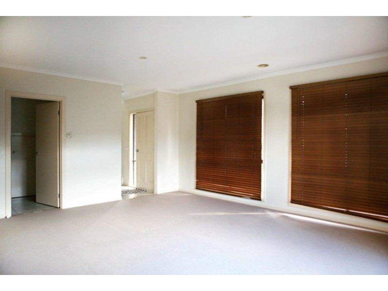 1/417 Dorset Road, Croydon VIC 3136