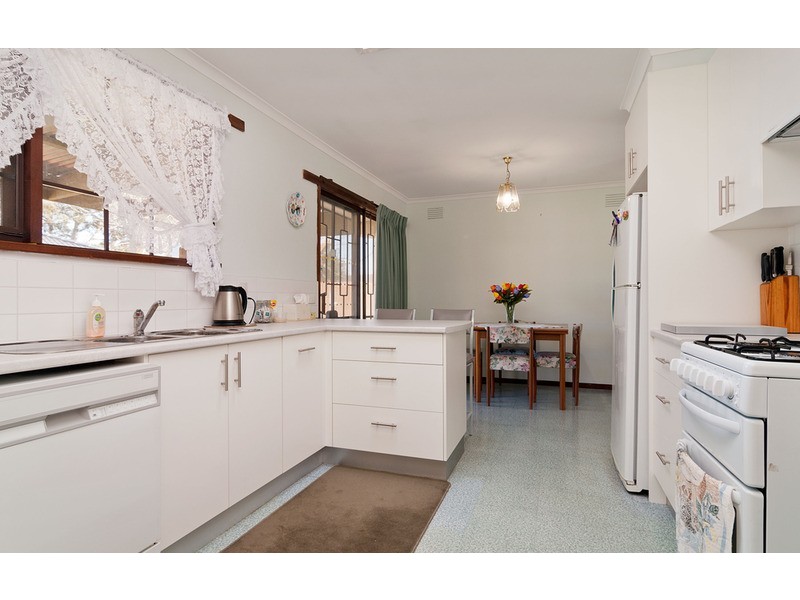 69 Kingswood Drive, Chirnside Park VIC 3116