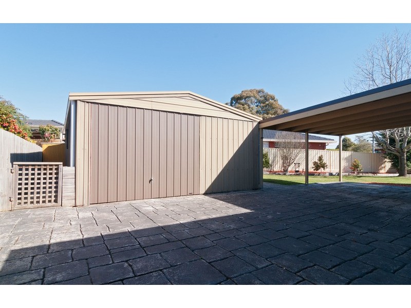 69 Kingswood Drive, Chirnside Park VIC 3116