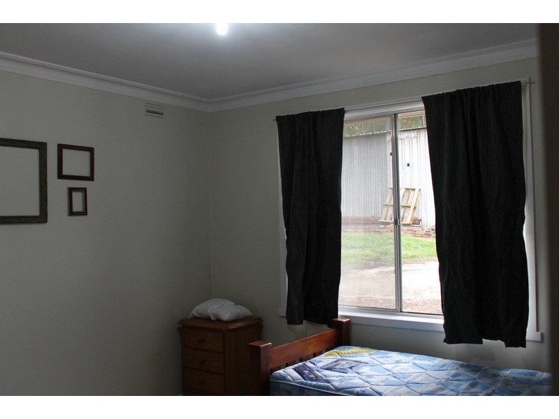 35 Moore Avenue, Montrose VIC 3765