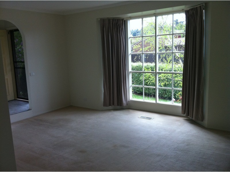 91 Landscape Drive, Mooroolbark VIC 3138