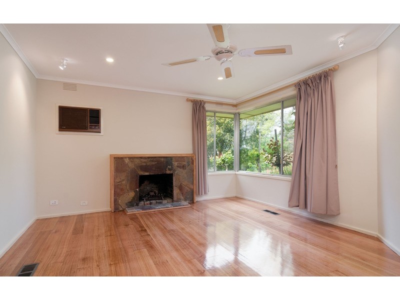 39 Carronvale  Road, Mooroolbark VIC 3138