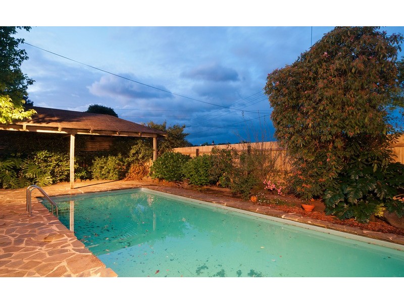 39 Carronvale  Road, Mooroolbark VIC 3138