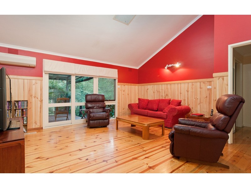 36 Priestley  Crescent, Mount Evelyn VIC 3796