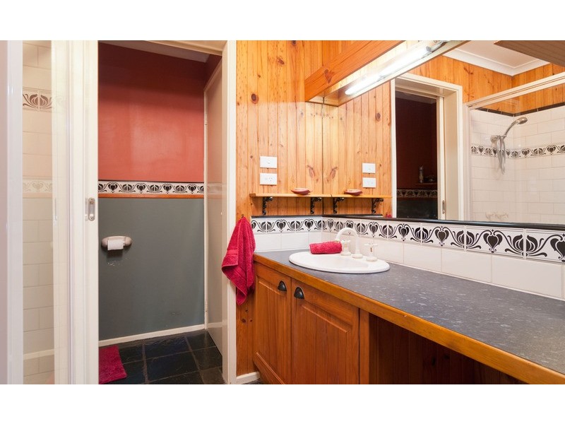 36 Priestley  Crescent, Mount Evelyn VIC 3796