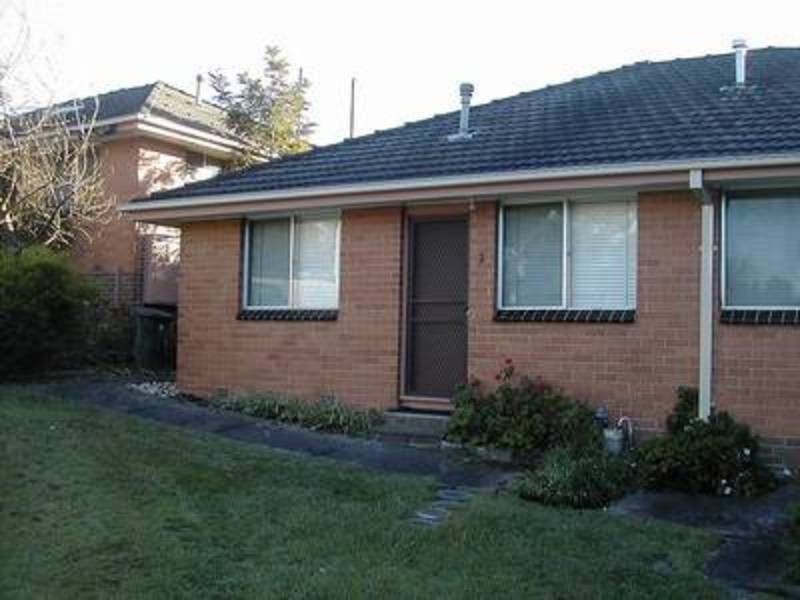 2/6 Central Avenue, Mooroolbark VIC 3138