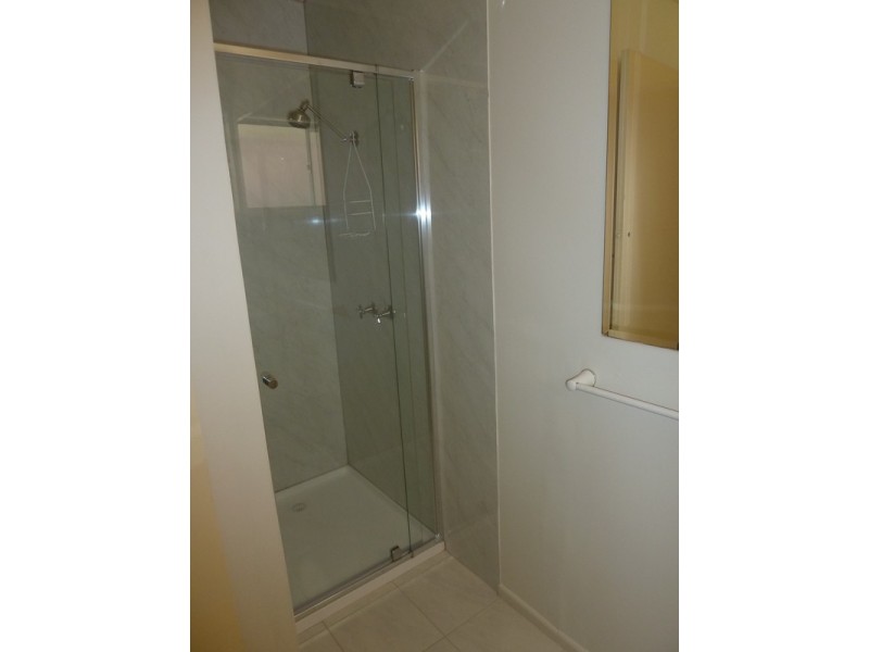 2/6 Central Avenue, Mooroolbark VIC 3138