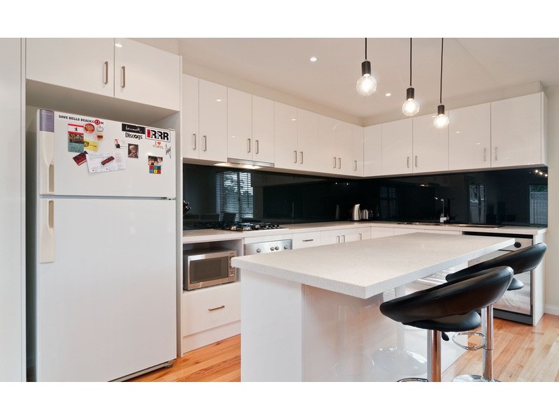 2/27 Bellara Drive, Mooroolbark VIC 3138