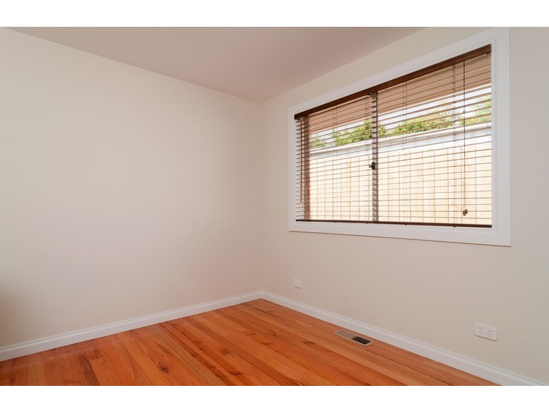 2/27 Bellara Drive, Mooroolbark VIC 3138