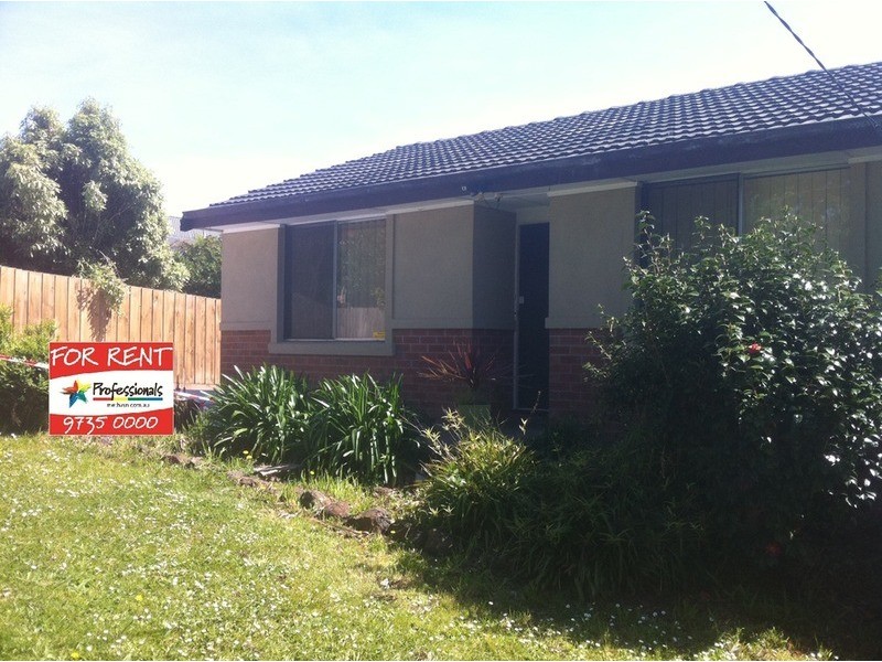 9 Stuart Road, Lilydale VIC 3140