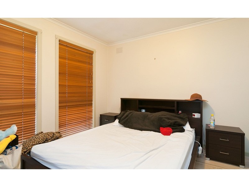 2 Nambour Drive, Mooroolbark VIC 3138