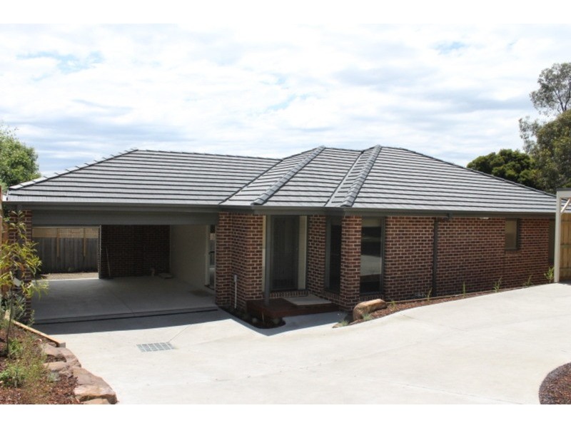 2/7 Crestway, Lilydale VIC 3140