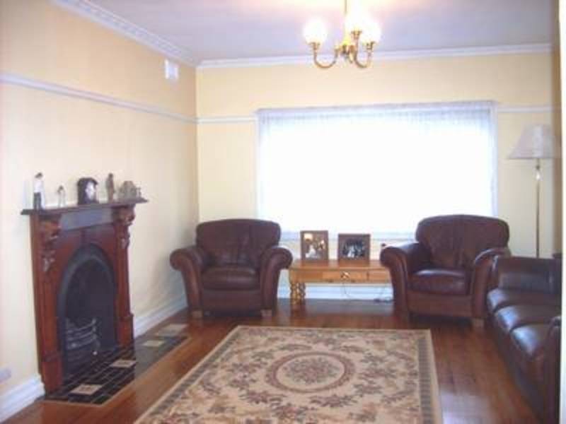 8 Ash Grove, Bayswater VIC 3153