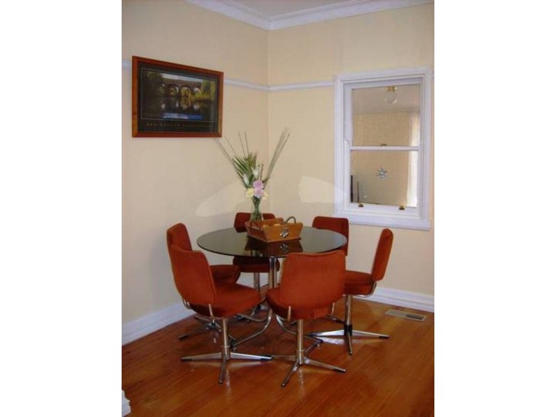 8 Ash Grove, Bayswater VIC 3153