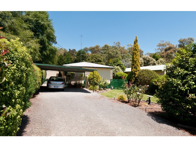 24 Roma Avenue, Healesville VIC 3777