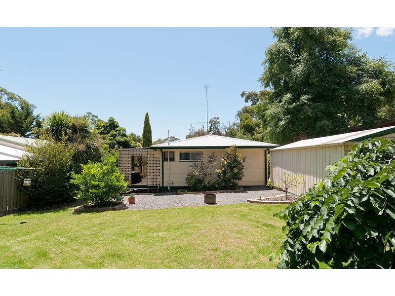 24 Roma Avenue, Healesville VIC 3777
