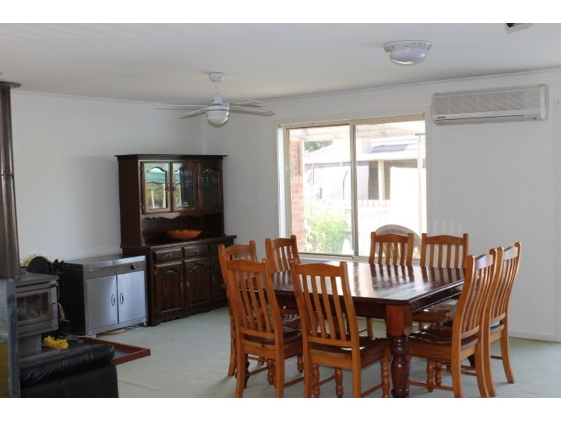 3/26 Mountain View Road, Kilsyth VIC 3137