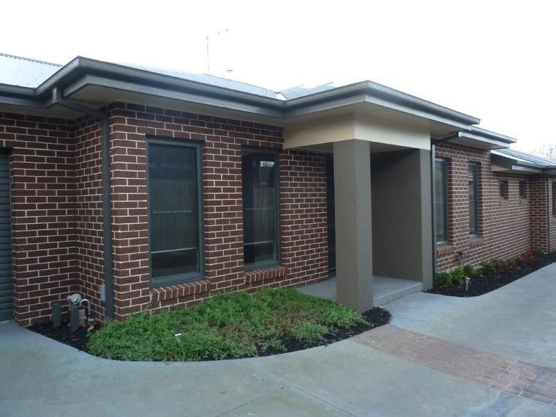 2/5 Gladstone Street, Lilydale VIC 3140